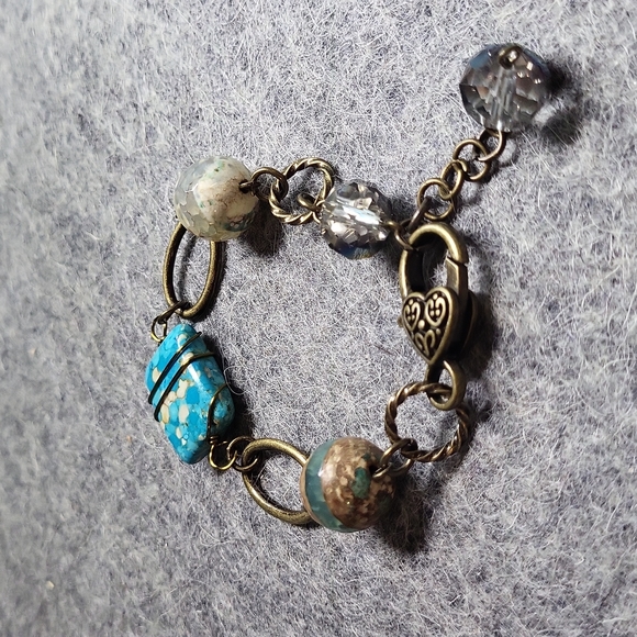 Turquoise Howlett bracelet - Picture 2 of 5